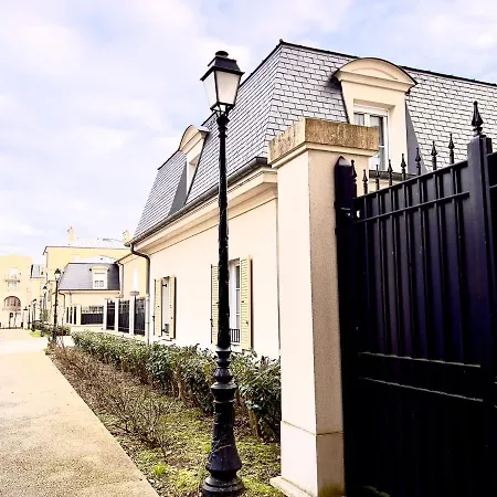 Apartment Lifestyle Disneyland Paris 8 Pax